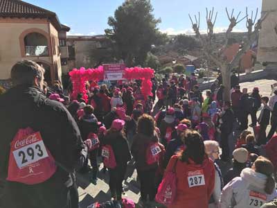 Cientos de vecinos se suman a pesar del frio a la II Marcha Solidaria contra el Cáncer de Cobeña