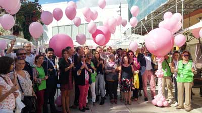 La AECC Málaga presenta más de 100 acciones en la Campaña de Mama 2015