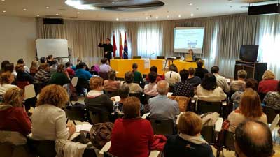 Móstoles se abre al Código Europeo Contra el Cáncer a través de una conferencia médica de la AECC